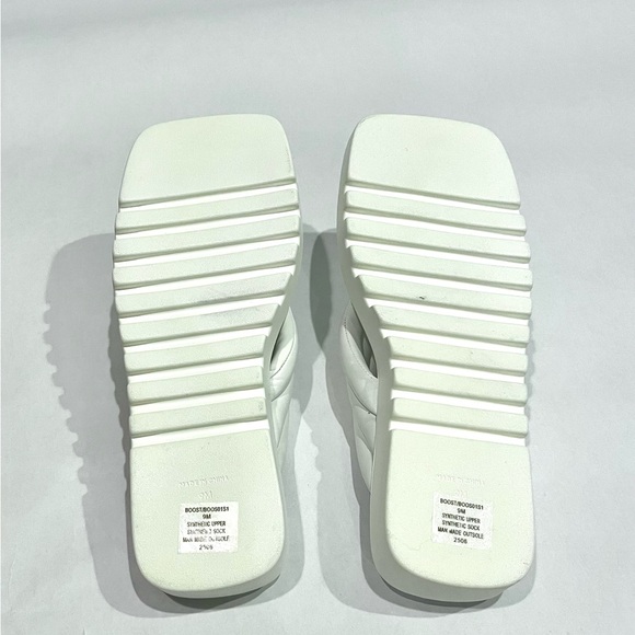 Steve Madden Boost Square Toe Flip Flops - Picture 7 of 7